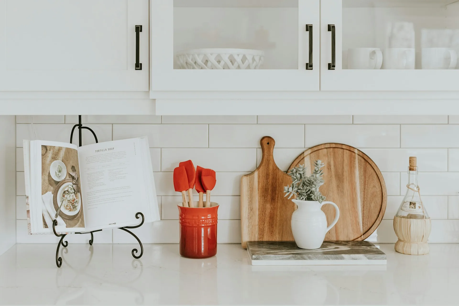 Quartz countertop and subway tile